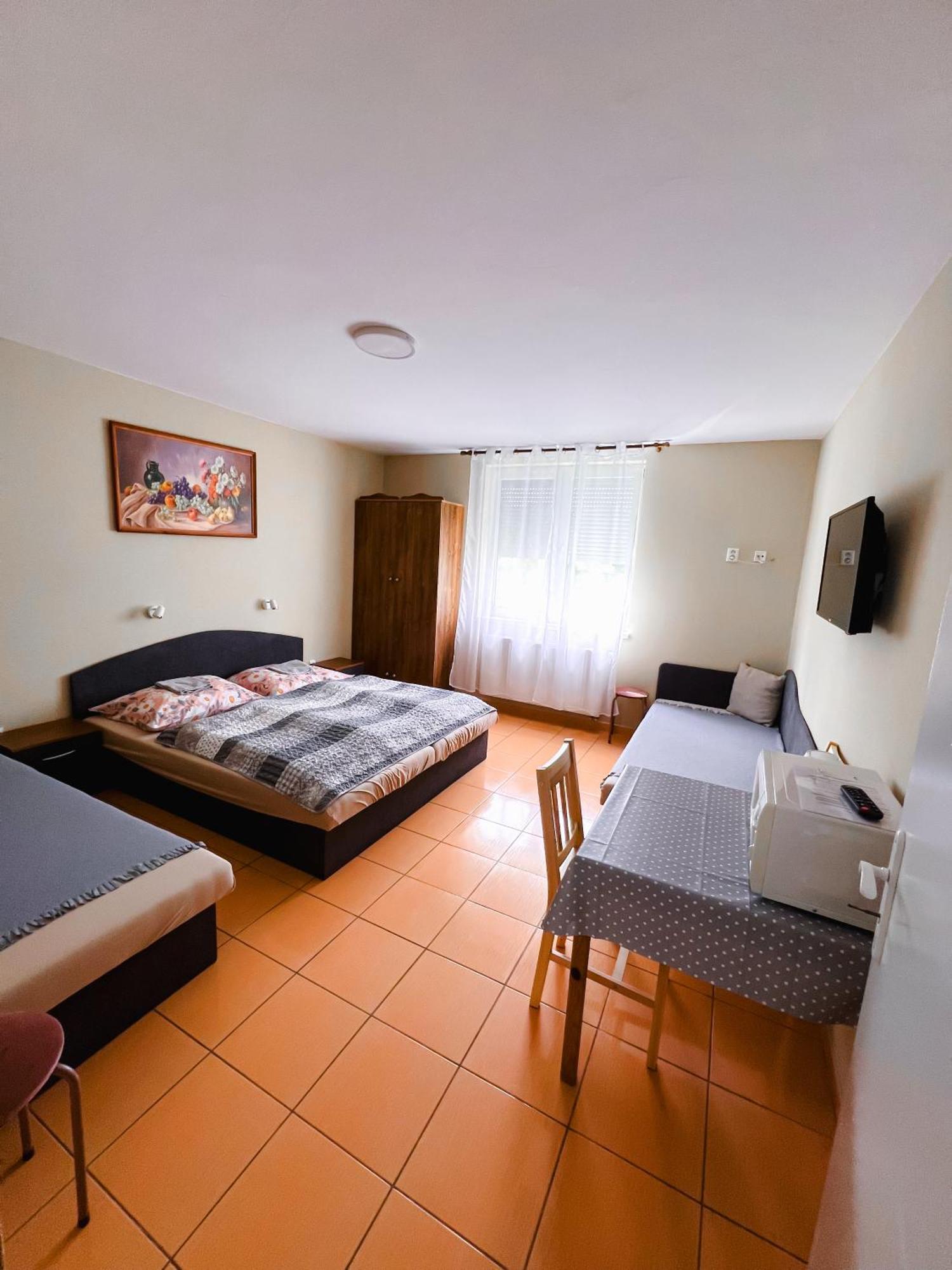 Apartman Taktik Veľký Meder Eksteriør billede