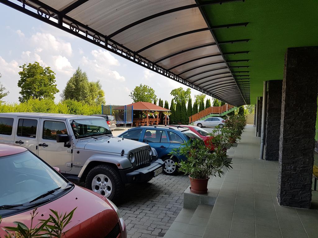 Apartman Taktik Veľký Meder Eksteriør billede